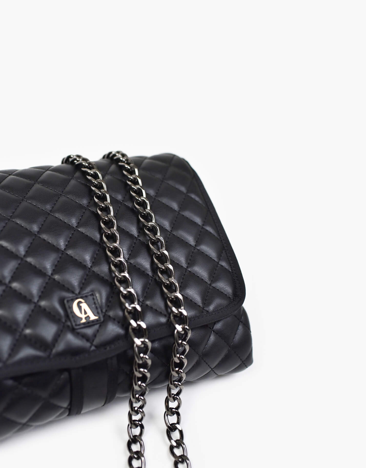 chanel wallet on chain quilted black leather